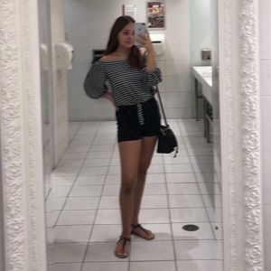 Meet your Posher, Lourdes